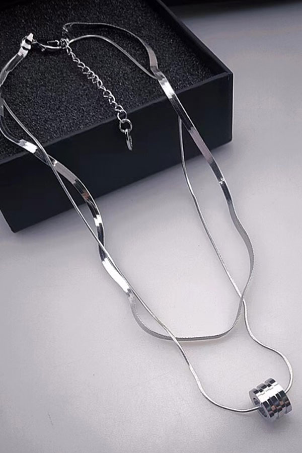 Collier double chaîne avec pendentif - coll2023 38 - 