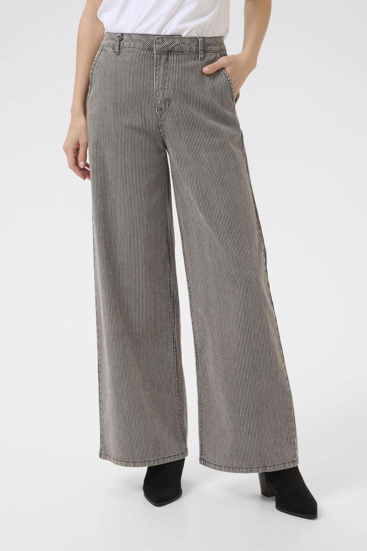 Pantalon CREAM - 10613941 - Cream