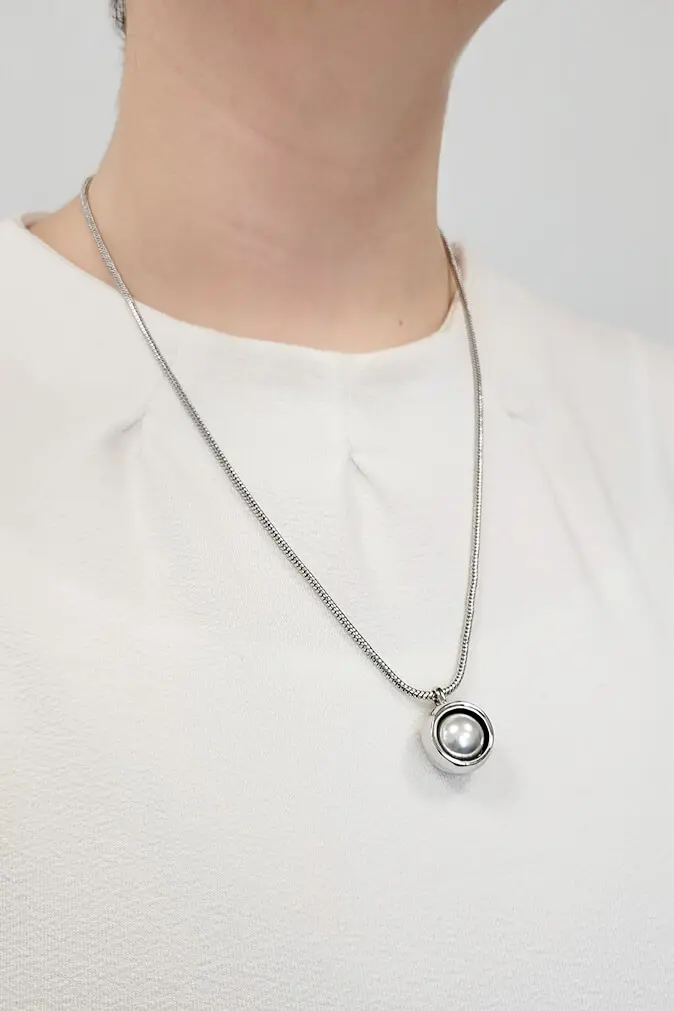 Collier pendentif perle - coll2023 43 - 
